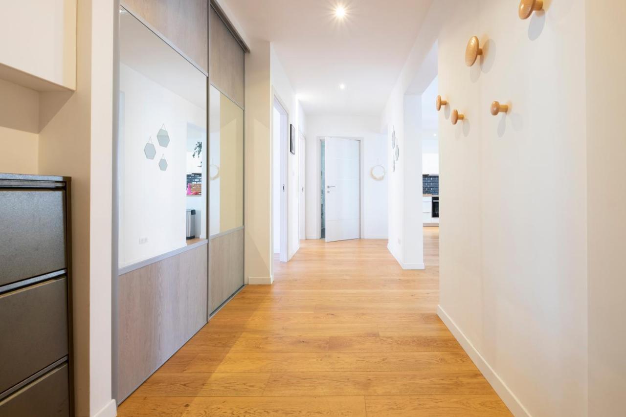 Sommeiller A 2 Min Du Lac Apartment Annecy Exterior foto